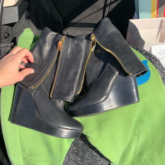 Steve Madden boots - Picture 2 of 2